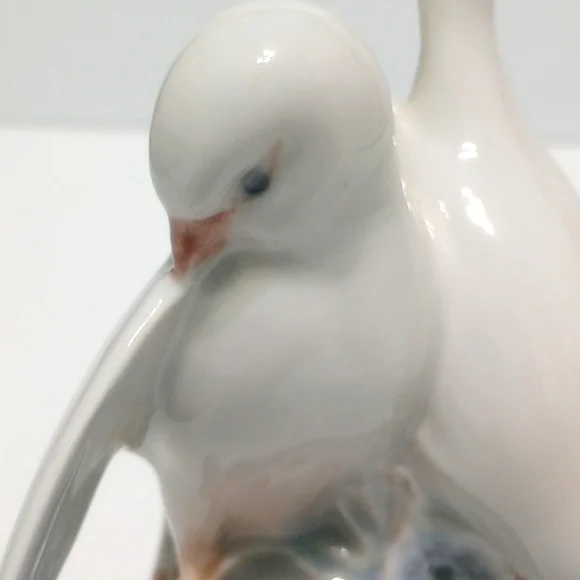 Royal Copenhagen Doves Sculpture Figurine